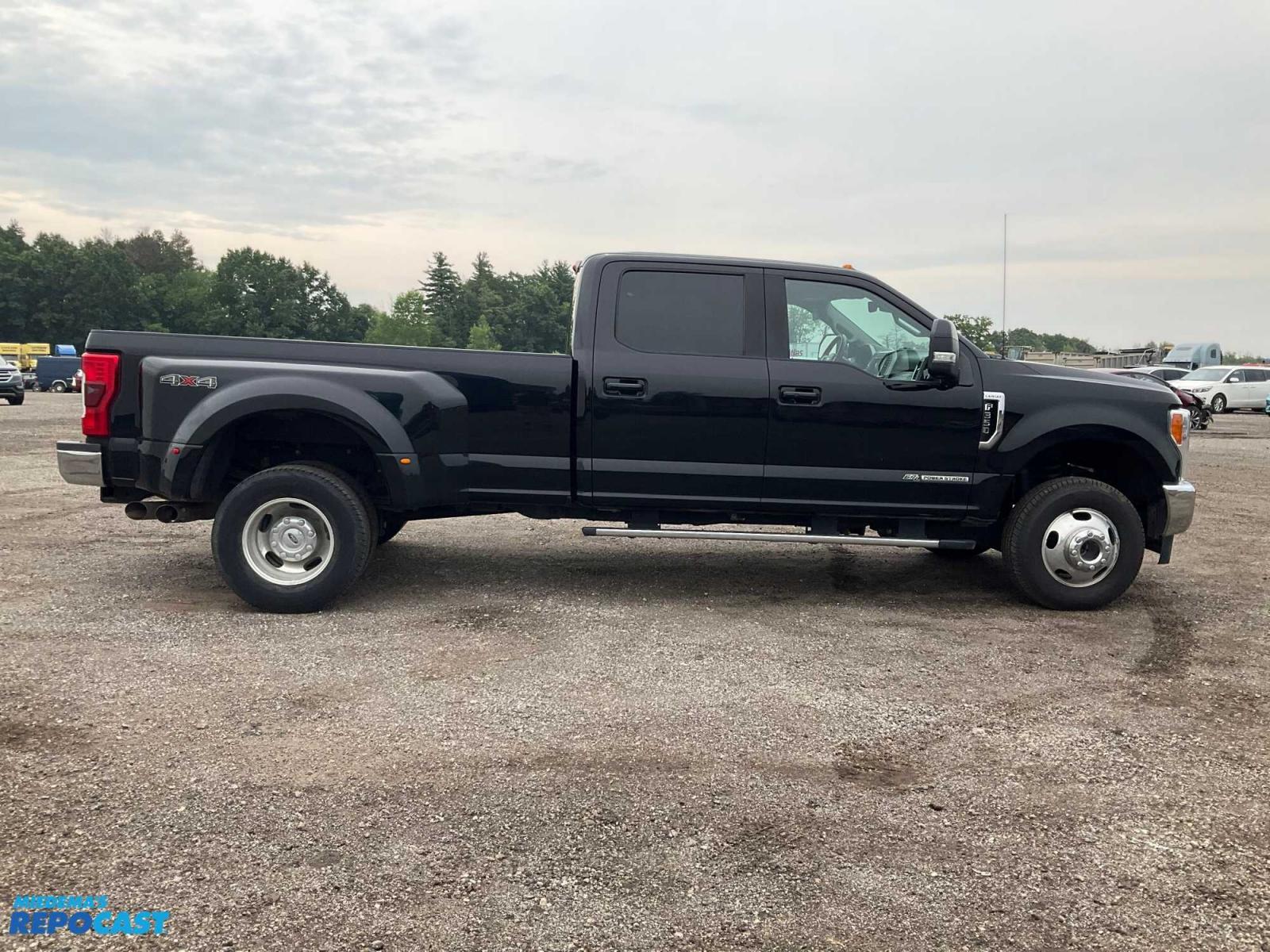 2017 Black /Black Ford F-350 SD Lariat Crew Cab Long Bed DRW 4WD (1FT8W3DT1HE) with an 6.7L V8 OHV 16V DIESEL engine, 6A transmission, located at 1725 US-68 N, Bellefontaine, OH, 43311, (937) 592-5466, 40.387783, -83.752388 - 2017 FORD F350 LARIAT “DRW” CREW CAB 4x4 6.7 DIESEL, AUTO, Black/Black Leather Heated/Cooled Power Seats, AM/FM, USB, Touchscreen, Power Windows, Power Locks, Power Mirrors, Cruise Control, Temperature/Compass, Garage Door System, Custom Driver Settings, Pano roof, Steering Wheel Controls, Adjus - Photo #6