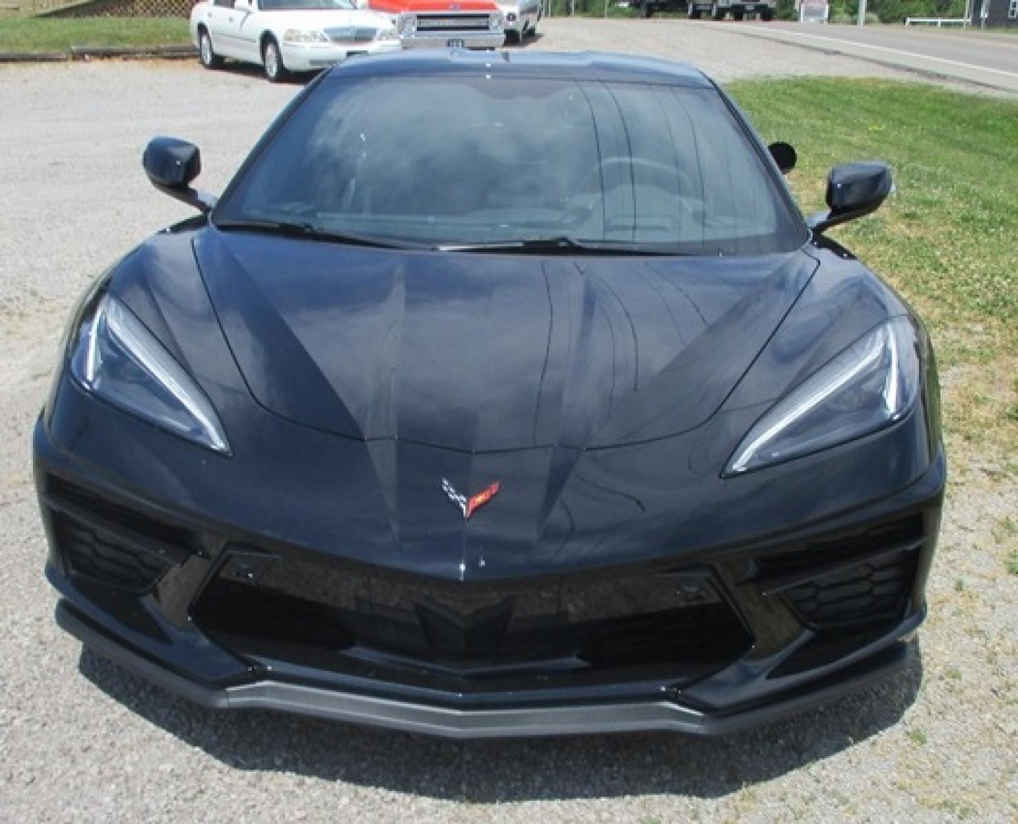 2022 Black /Black Chevrolet Corvette Z51 (1G1YB2D49N5) with an 6.2L V8 engine, 8-speed Automatic transmission, located at 1725 US-68 N, Bellefontaine, OH, 43311, (937) 592-5466, 40.387783, -83.752388 - 2022 CHEVROLET CORVETTE “Z51” 2LT, 6.2L V8, 8 spd-Auto, Front Lift, Black/Black Lth Int., Apple Car Play/Android, AM/FM/CD/NAVI/BLUETOOTH, PS W/Cruise, PB, PW, PL, PM, Front Lift, dual mode exhaust, 5 spoke Machined-face Sterling Silver Alum Wheels, less than 100 1 owner garage kept miles - Photo #7
