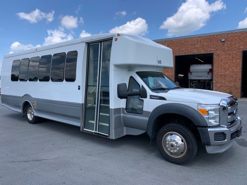2014 Ford F-550, Turtle Top Odyssey XL