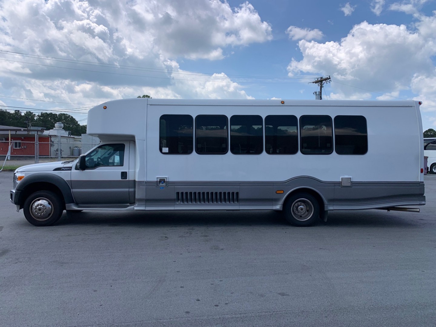 2014 White Ford F550 with an 6.7L engine, Auto transmission, 0.000000, 0.000000 - 2014 Ford F-550, Turtle Top Odyssey XL,- 6.7L Diesel Engine,- Automatic Trans,- Electric Entrance,Door,- 25 Passengers & Driver,- Mid Back Reclining Seats,- Retractable Seat Belts, - 110V Outlets,- Rear Dedicated Luggage,- Stainless Wheel Simulators,- Front and Rear A/C.- Photo#6