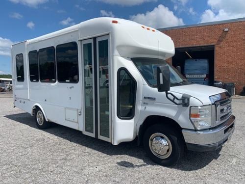 2012 Ford E-350 Starcraft Conversion 