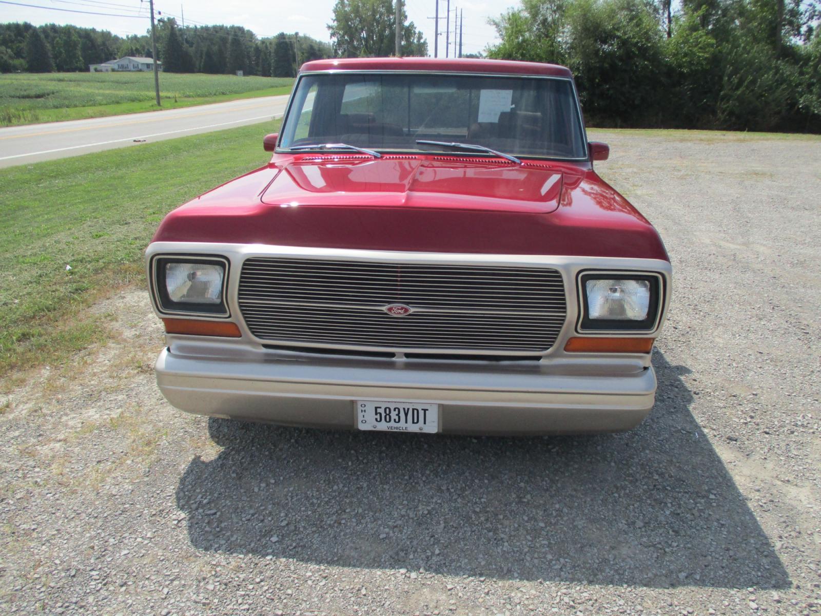 1977 /Burgundy Ford with an 351 engine, Automatic transmission, 0.000000, 0.000000 - 1977 Ford Engine: 351 Transmission: C-6 Trans. Rear End: Narrowed Ford Rear w/Tubbed Bed Interior: Hand Built Custom Interior w/Digital Dash Highlights: Ground effects, Fender Vents, Billet Grille, “92 Ford Bumper. Etched Glass, Digital Dash., Tilt Wheel, Center Cut Hood. Polished Stainless - Photo #4