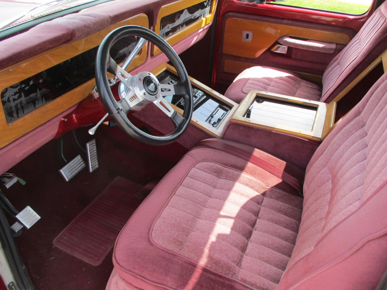 1977 /Burgundy Ford with an 351 engine, Automatic transmission, 0.000000, 0.000000 - 1977 Ford Engine: 351 Transmission: C-6 Trans. Rear End: Narrowed Ford Rear w/Tubbed Bed Interior: Hand Built Custom Interior w/Digital Dash Highlights: Ground effects, Fender Vents, Billet Grille, “92 Ford Bumper. Etched Glass, Digital Dash., Tilt Wheel, Center Cut Hood. Polished Stainless - Photo #8