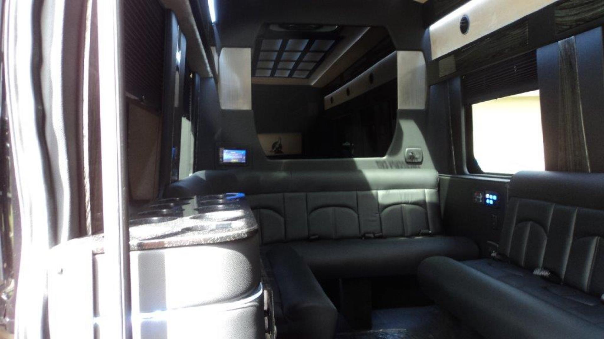 2020 Black /Black Ford Transit E350 with an V6 engine, Auto transmission, 0.000000, 0.000000 - Photo#7