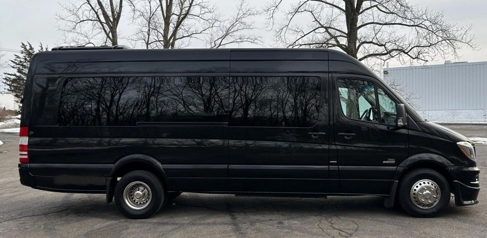 2016 Black /Black Mercedes-Benz Sprinter 3500 with an Diesel engine, Auto transmission, 0.000000, 0.000000 - Photo#3