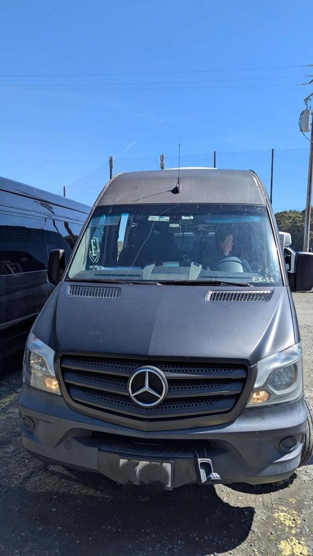 2016 Black /Black Mercedes-Benz Sprinter 3500 with an Diesel engine, Auto transmission, 0.000000, 0.000000 - Photo#0