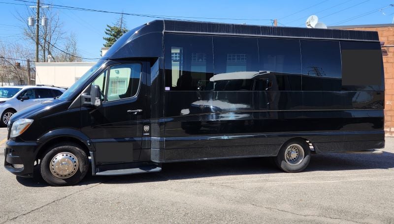 photo of 2017 SPRINTER BUS BY BATTISTI 