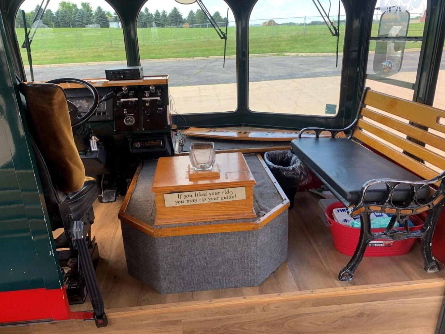 1997 Brown/Black /Brown , 0.000000, 0.000000 - 1997 TROLLEY BUILT BY MOLLY 33 PASSENGER GAS 7.5L V8 245 HP MILES 170,908 REMOVABLE PANELS HARDSIDE FOR WINTER SOFTSIDE SUMMER DRIVER AND REAR HEAR NO A/C PANELS ARE ROLL UP SEE THROUGH VINYL CURTAINS LED ACCENT LIGHTING SEAT CUSHIONS ALL ALUMINUM CONSTRUCTION WELL MAINTAINED WOOD LOOK FLOORING 1 YE - Photo#6
