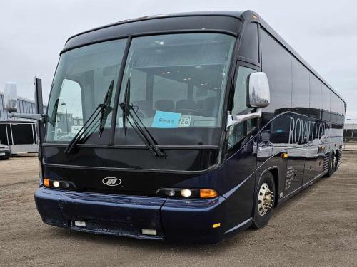 2011 MCI J4500 