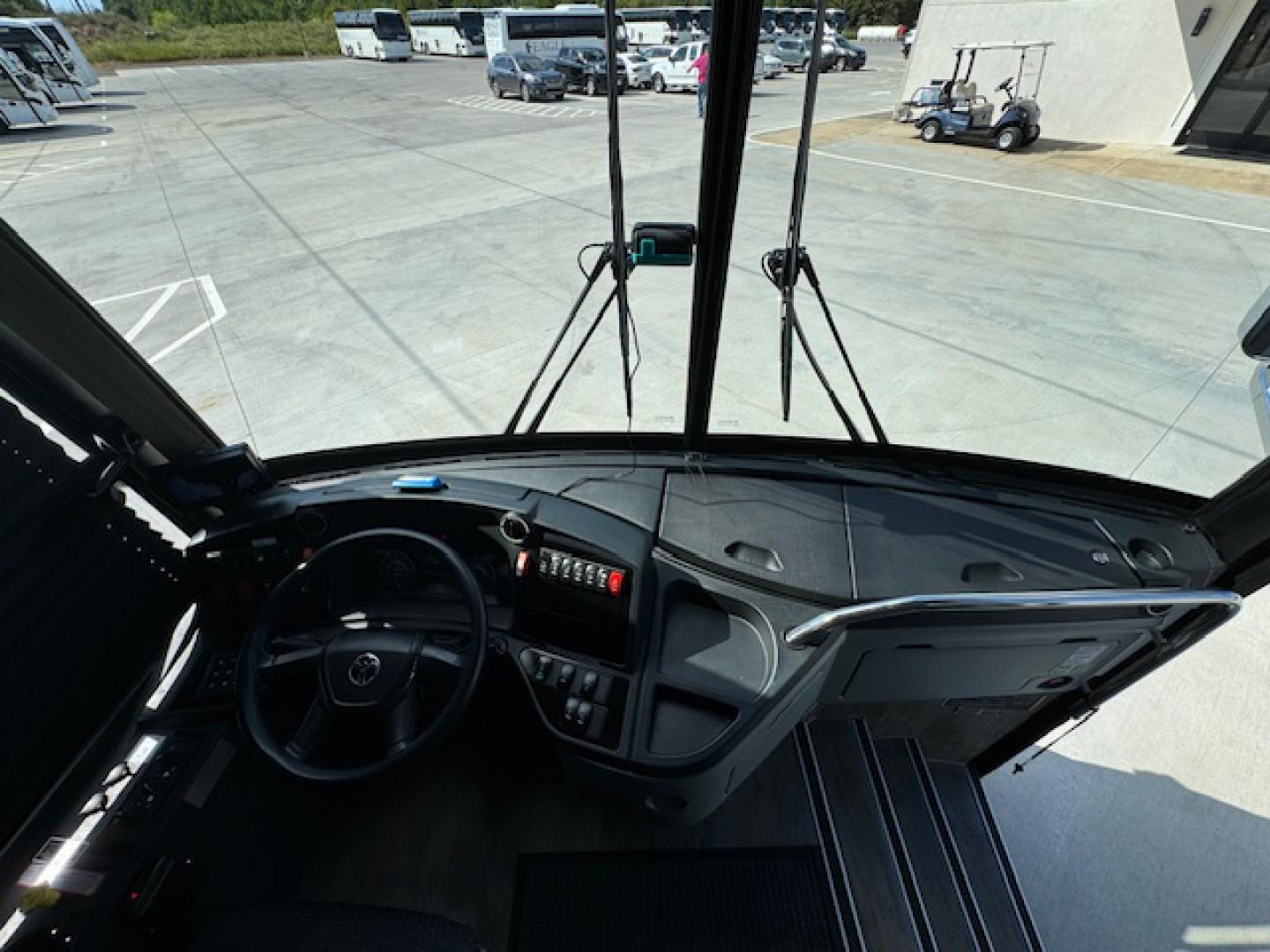 2023 Black /Tan TEMSA TS-30 with an Diesel engine, Allison transmission, 0.000000, 0.000000 - Photo#9