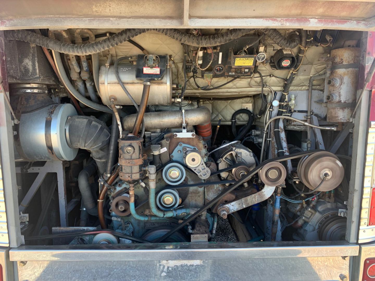 1986 White /Gray/Blue Eagle 15 Series with an Series 69 Detroit Diesel engine, Allison transmission, 0.000000, 0.000000 - 1996 EAGLE 15 Series 40’- 60 Detroit Diesel Engine, - Allison Automatic Transmission - 46 Passengers - Electric Wipers - Electric Mirrors - Alloy Wheels - 4 Monitors & DVD - Enclosed Overhead Racks – Restroom - 2 Owner Coach - Photo#12