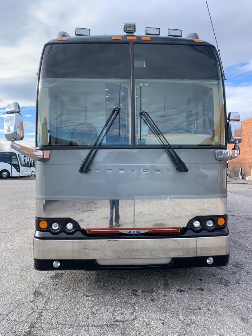 2007 Prevost XLII with an Series 60 Detroit Diesel engine, Allison transmission, 0.000000, 0.000000 - Photo#8