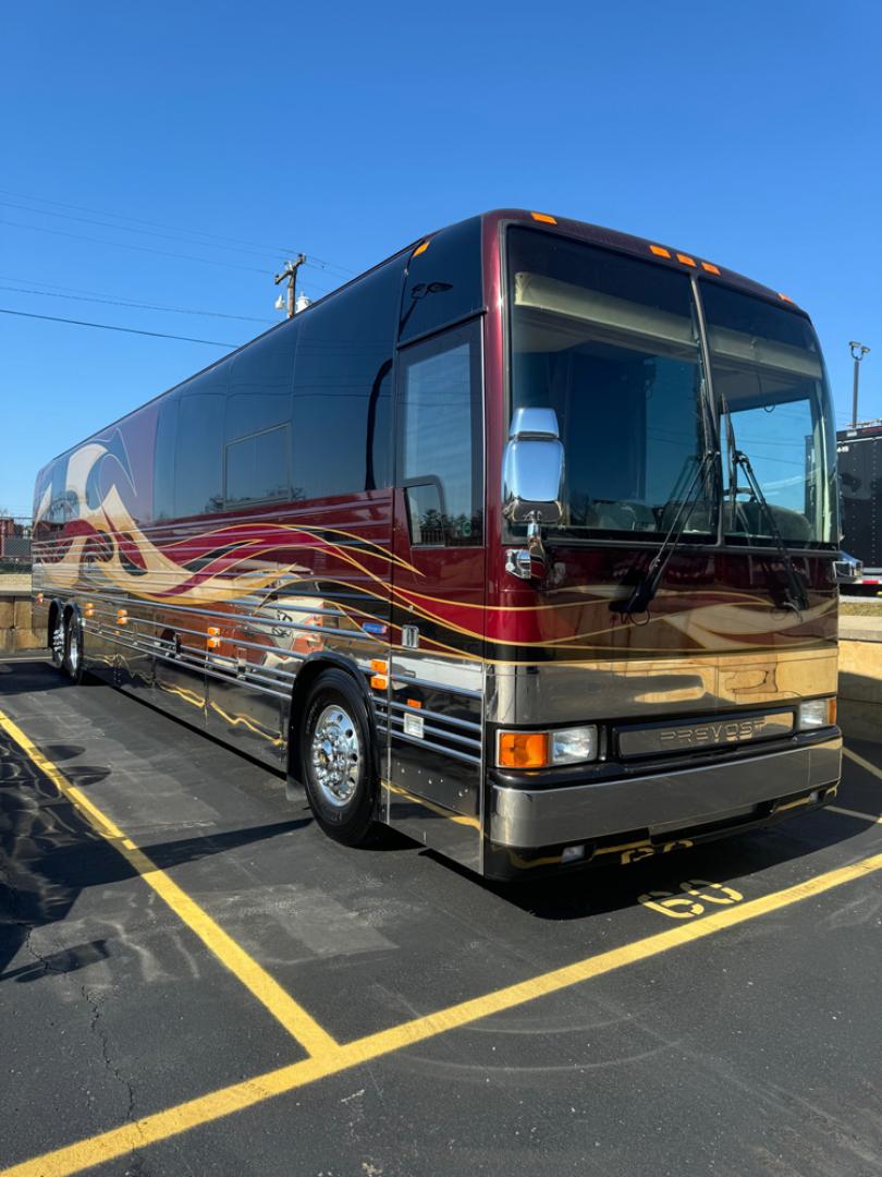 2004 Prevost XLII with an Series 60 Detroit Diesel engine, Allison transmission, 0.000000, 0.000000 - 2004 Prevost XL-II	- 45' Long Series - 60 Detroit Diesel Engine - Allison Automatic Transmission - Aluminum Wheels - Double Slide - Stored Inside - Ready for Interior - Photo#0