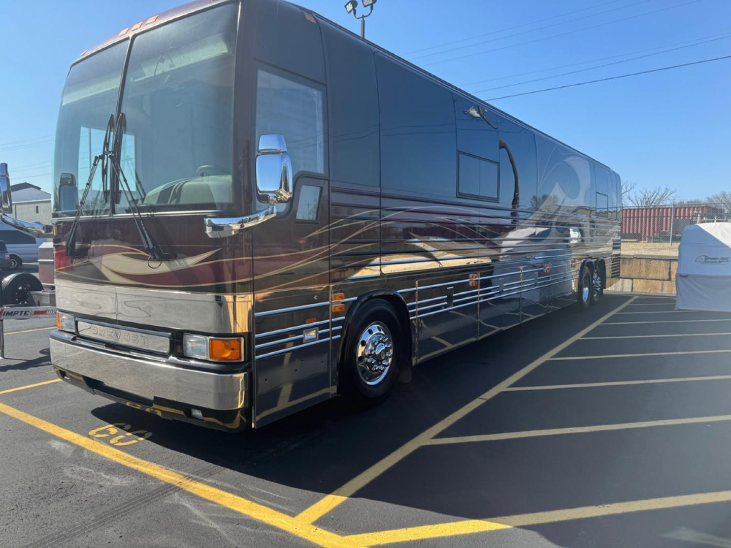2004 Prevost XLII with an Series 60 Detroit Diesel engine, Allison transmission, 0.000000, 0.000000 - 2004 Prevost XL-II	- 45' Long Series - 60 Detroit Diesel Engine - Allison Automatic Transmission - Aluminum Wheels - Double Slide - Stored Inside - Ready for Interior - Photo#2