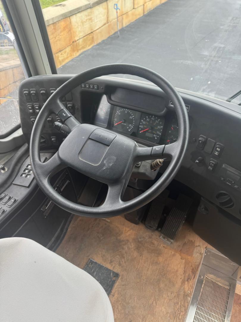 2004 Prevost XLII with an Series 60 Detroit Diesel engine, Allison transmission, 0.000000, 0.000000 - 2004 Prevost XL-II	- 45' Long Series - 60 Detroit Diesel Engine - Allison Automatic Transmission - Aluminum Wheels - Double Slide - Stored Inside - Ready for Interior - Photo#4