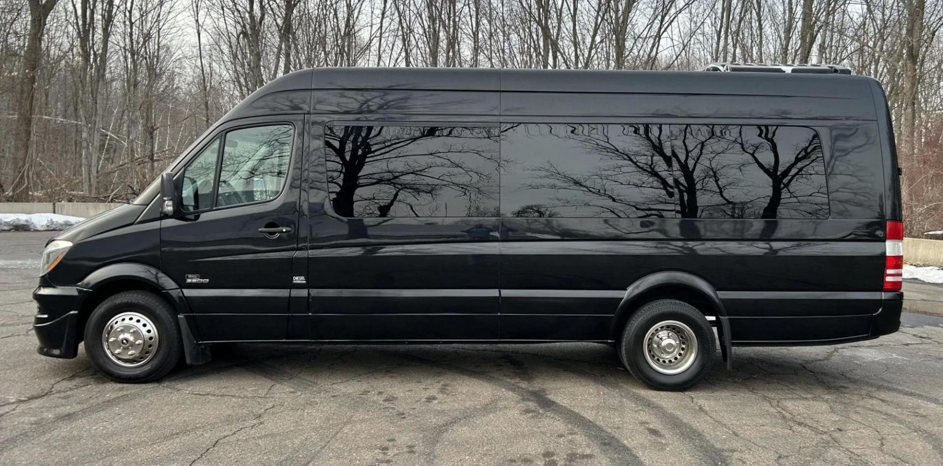 2016 Black Mercedes-Benz Sprinter 3500 with an Diesel engine, Auto transmission, 0.000000, 0.000000 - Photo#6