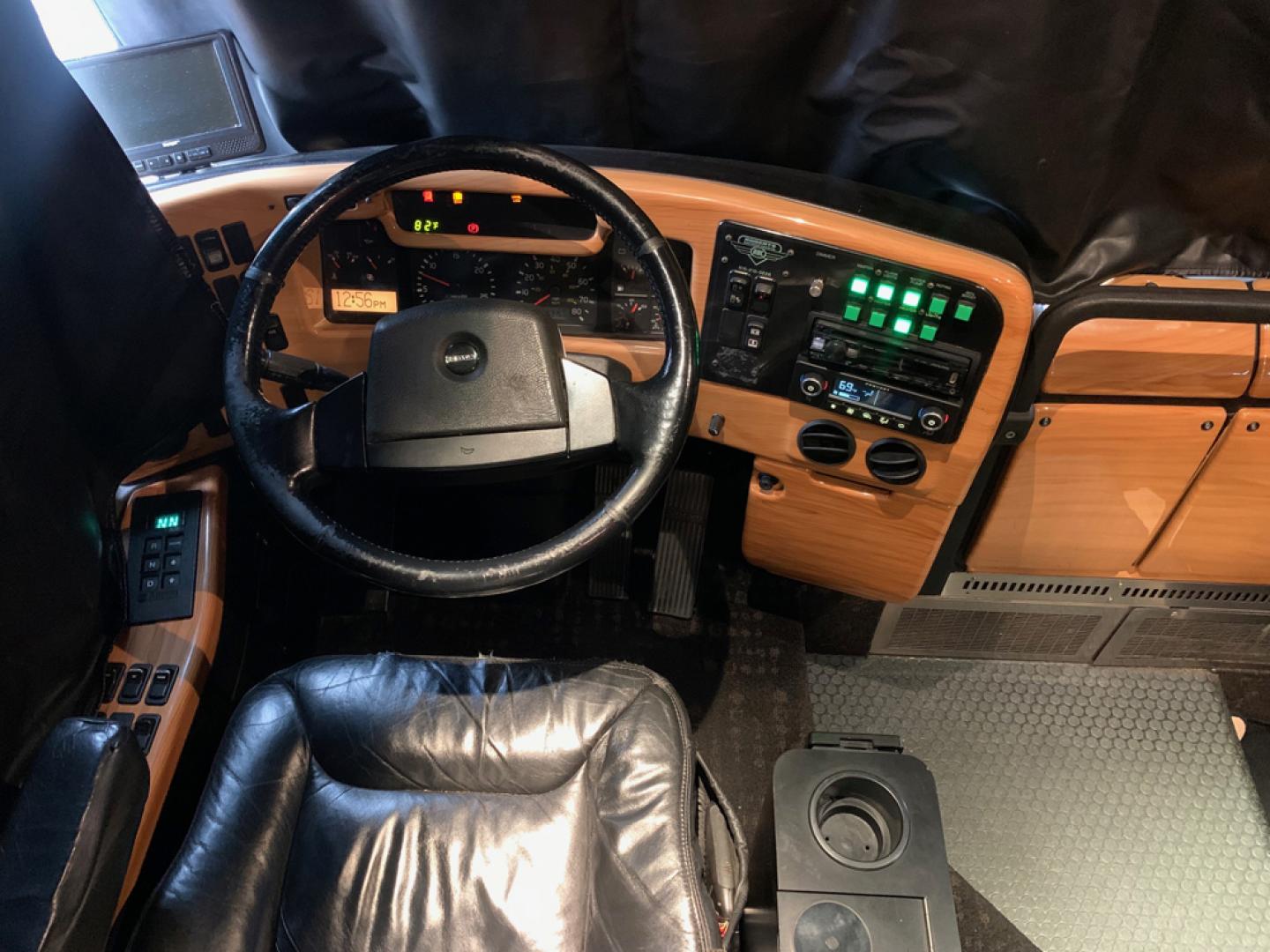 2008 Red/Black/Tan /Black Prevost XLII with an Series 60 Detroit Diesel engine, Allison transmission, 0.000000, 0.000000 - 2008 Prevost XLII - Series 60 Detroit Diesel Engine - Allison Automatic Transmission - Engine and Trans Rebuilt - 45' Long - Diesel Generator - Front Slide Out - Front Lounge - Galley - Restroom with Shower - 12 Bunks - Rear Lounge - 5 Roof A/C with Heat Strips - Aluminum Wheels - Photo#6