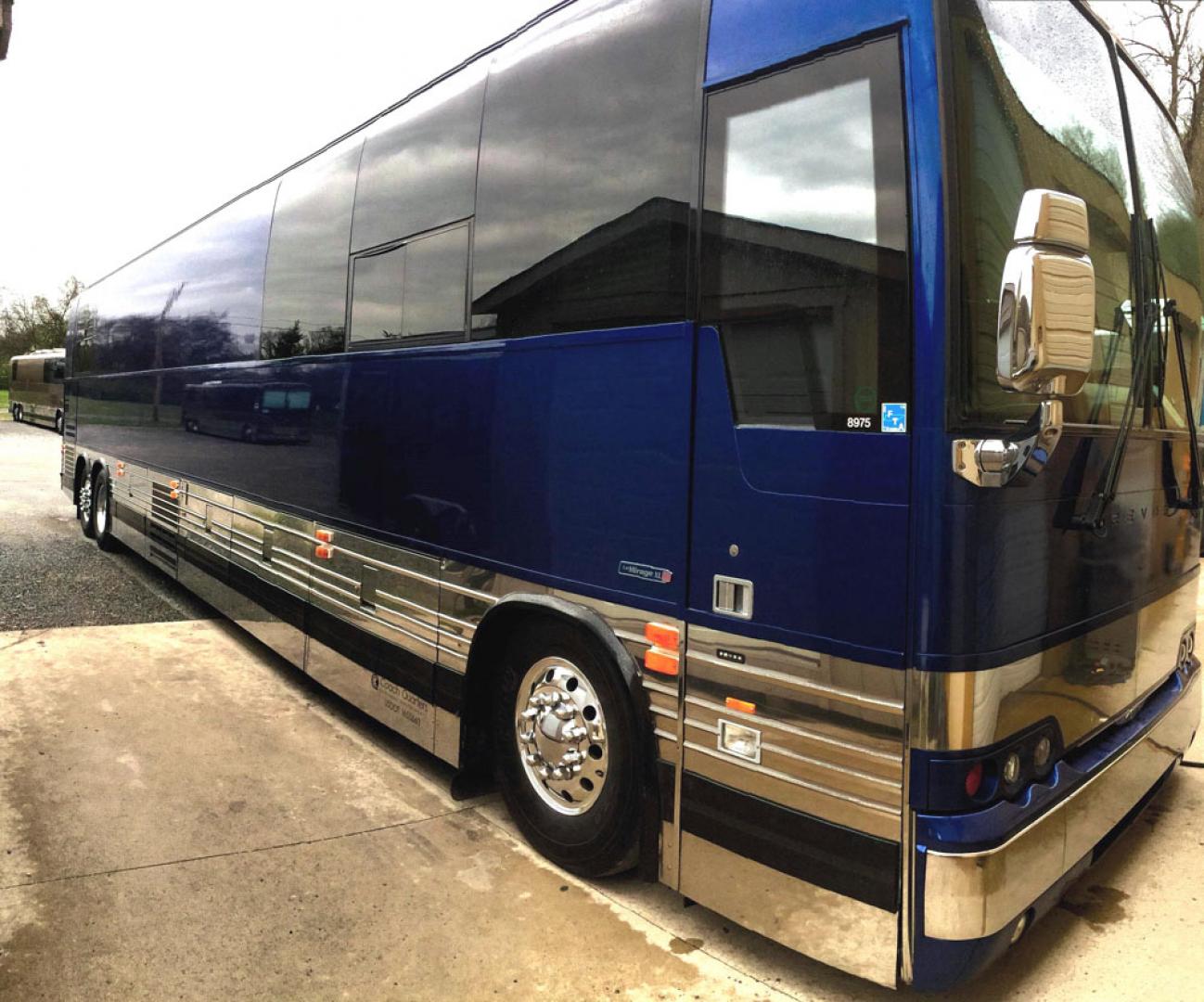 2007 Blue /Brown Prevost XLII with an Series 60 Detroit Diesel engine, Allison transmission, 0.000000, 0.000000 - 2007 Prevost XLII - Series 60 Detroit Diesel Engine - Allison Automatic Transmission - 45' Long - Front Slide Out - Front Lounge – Galley – Restroom - 12 Bunks with TV's - Rear Lounge - 5 Roof A/C with Heat Strips - Diesel Generator - Aluminum Wheels - Photo#0