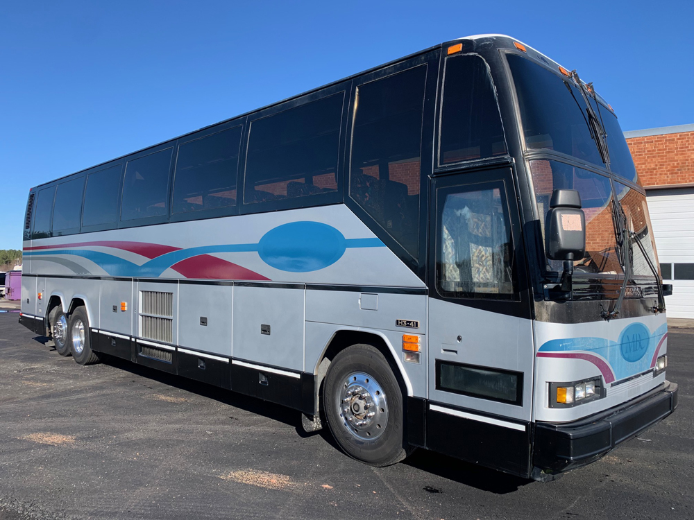 photo of 1997 PREVOST H3-41 