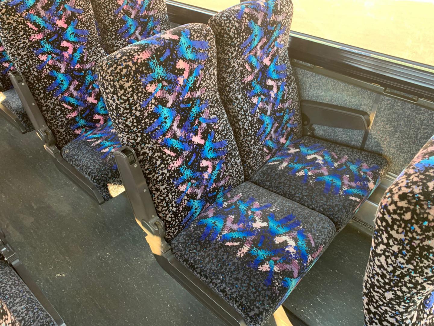 1971 White /Gray/Black Prevost HS-41 with an Series 60 Detroit Diesel engine, Allison transmission, 0.000000, 0.000000 - 1997 PREVOST H3-41 - Series 60 Detroit Diesel - Allison Automatic Transmission - 41' - 48 Passengers- 4 Monitors and DVD – Restroom - Alloy Wheels - Enclosed Parcel Racks - Photo#11