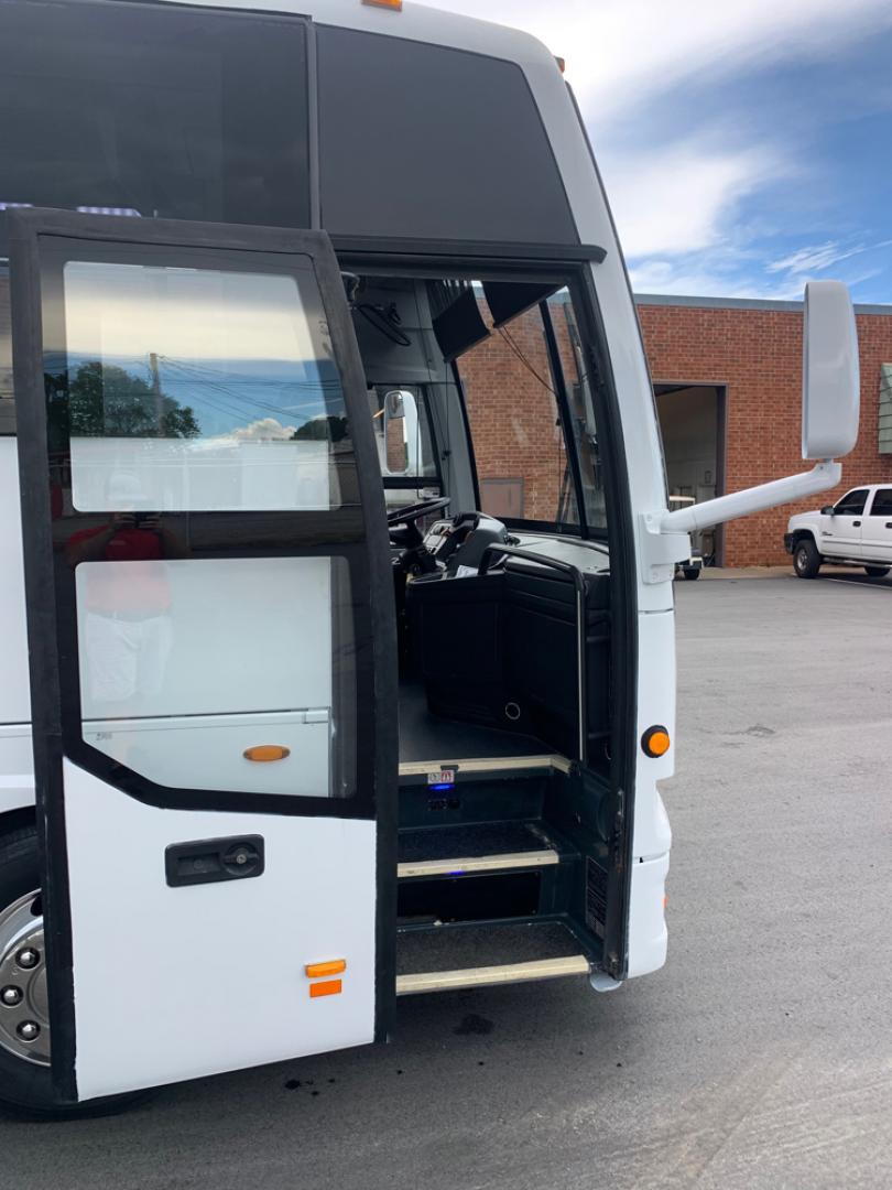 2013 White /Tan/Blue TEMSA TS-30 with an Cummins 6.7L engine, Allison transmission, 0.000000, 0.000000 - 2013 Temsa TS-30 - Cummins 6.7L - 5,000 Miles on Rebuilt Engine -Allison Automatic Trans - 30 Passengers & Driver - High Back Reclining Seats - 3 Point Seat Belts - 110V Outlets - Open Overhead Storage - Alloy Wheels - 2 Luggage Bays - Photo#7