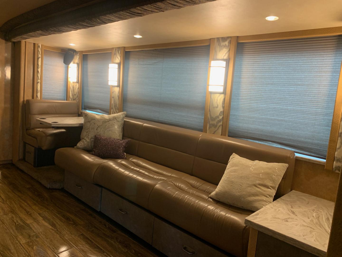 2006 Black/Tan /Tan Prevost HS-45 with an Series 60 Detroit Diesel engine, Allison transmission, 0.000000, 0.000000 - 2006 Prevost H3-45 - Series 60 Detroit Diesel Engine - Allison Automatic Transmission - 45' Long - Double Slide - Front Lounge – Kitchenette - Half Bath up Front - 5 Bunks - Full Bath in Rear - Rear Bedroom - 5 Roof A/C with Heat Strips - Diesel Generator - Aluminum Wheels – - Photo#14