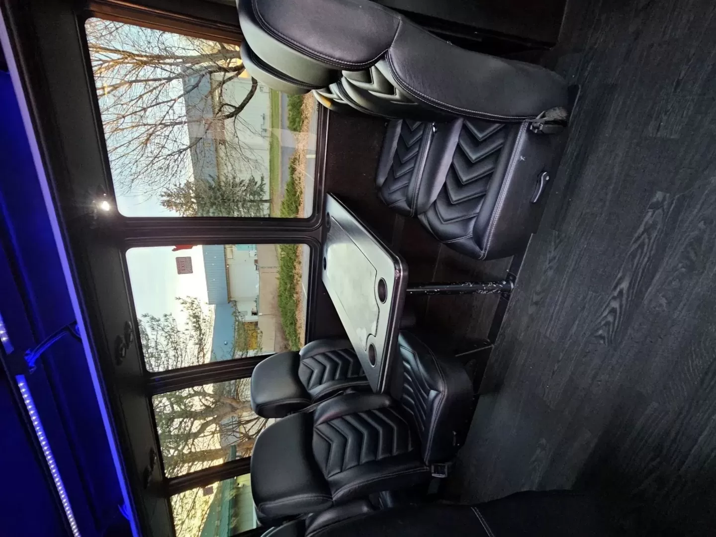 2017 Black /Black Ford F550 with an 6.7 Diesel engine, Allison transmission, 0.000000, 0.000000 - 2017 GRECH GM33 EXECUTIVE SHUTTLE - MILAN 6.7L DIESEL ALLISON 27 PASSENGERS PLUS DRIVER AND COPILOT RACK BLACK EXTERIOR PASSENGERS VIEWING WINDOW BLACK GRECH SEATING WITH RETRACTABLE LAP BELTS, CENTER ARMRESTS, RECLINER SEATS (2) TABLES UP FRONT (ONE IS PEELING A LITTLE) (2) TWO TV'S ON FRONT WALL P - Photo#5