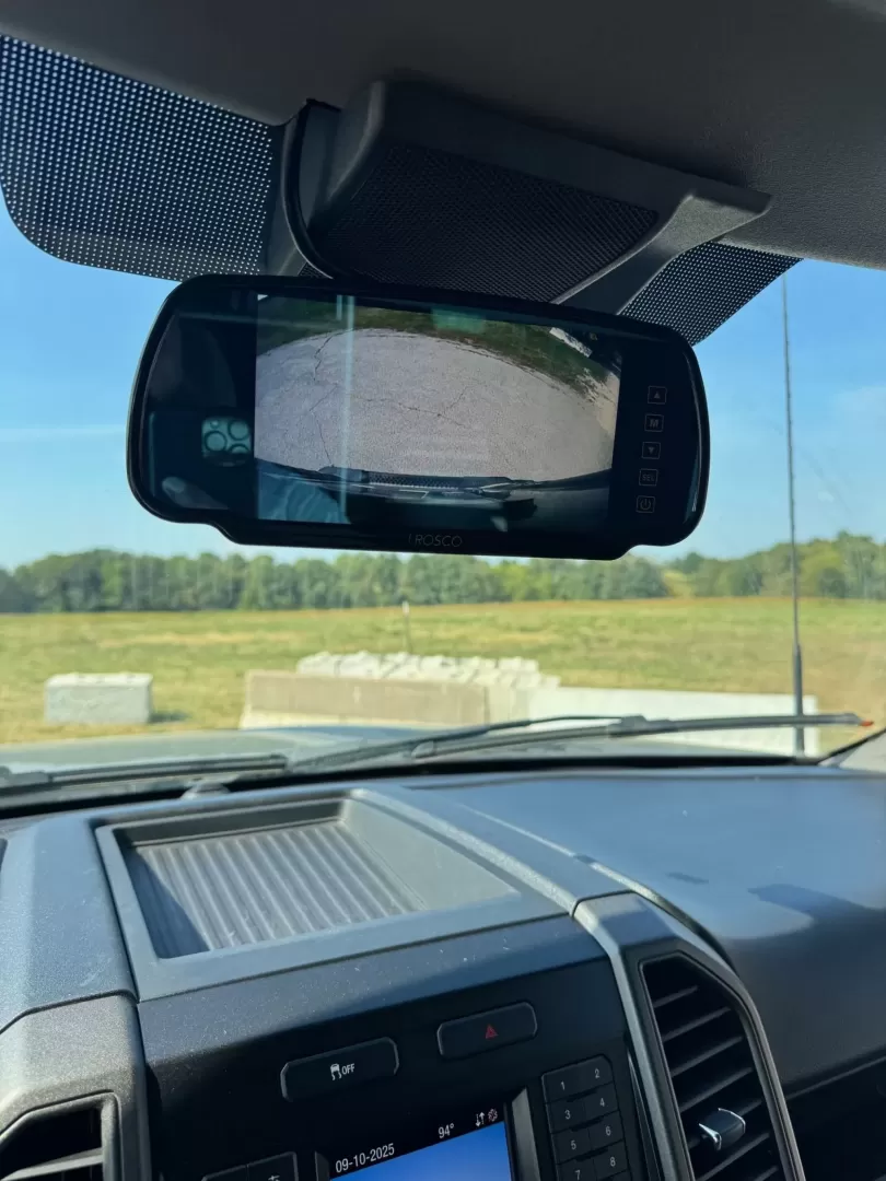 2023 Black /Gray Ford F550 with an 7.3 V8 engine, Auto transmission, 0.000000, 0.000000 - 2023 Ford F550 32 Passengers 7.3 V8 Gas White Exterior High Back Seats w/ Armrest, Lap Belts and seat Sliders USB Power Ports Backup Camera in Rear View Mirror Tires Like New Overhead Luggage Rear Luggage "Door" (2) Escape Hatches Full Heat and A/C Wood Look Flooring LIKE NEW - ONE OWNER Located in - Photo#9