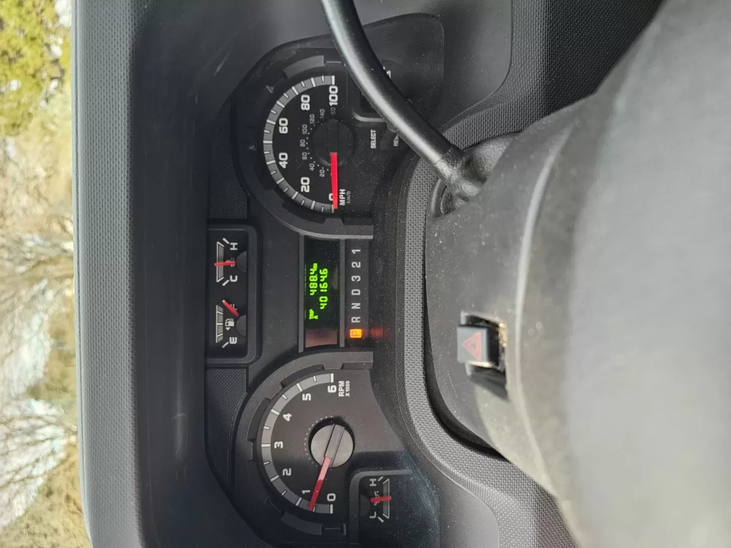 2015 White /Black Ford E450 with an V10 engine, Auto transmission, 0.000000, 0.000000 - 2015 FORD E450 CHAMPION - CHALLENGER V-10 GAS 24 PASSENGER PLUS DRIVER WHITE EXTERIOR EXECUTIVE SHUTTLE BLACK EXECUTIVE SEATS AISLE ARMREST LAP BELTS RECLINER SEATS WOOD LOOK FLOORING REAR LUGGAGE AND MUCH MORE! - WELL MAINTAINED FINANCING AVAILABLE LOCATED IN FT COLLINS - Photo#7