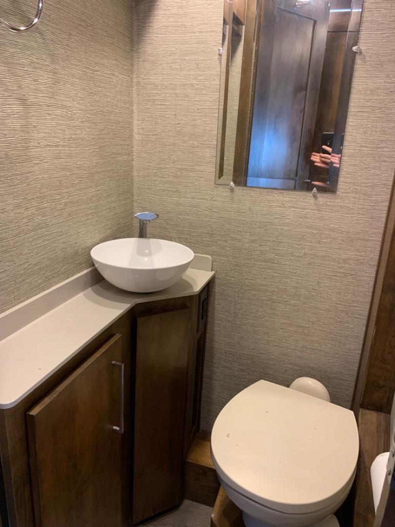 2020 Silver /White Mercedes-Benz Tiffany Wayfarer with an Diesel engine, Auto transmission, 0.000000, 0.000000 - Photo#14