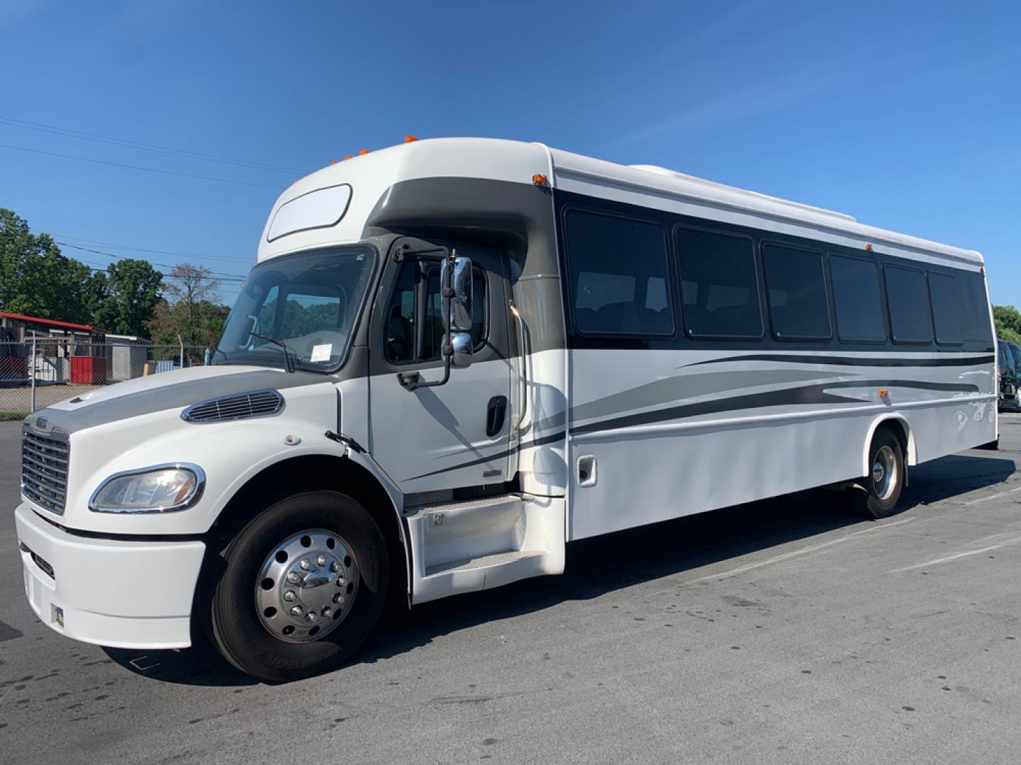 2012 White /Blue Freightliner M2 with an Diesel engine, Automatic transmission, 0.000000, 0.000000 - 2012 Freightliner M2 - 6.7L Cummins Diesel Engine - Automatic Trans - Electric Entrance Door - 34 Passengers & Driver - Mid Back Reclining Seats - Seat Belts- Aisle Sliders- Rear Dedicated Luggage - Aluminum Wheels - Front and Rear A/- Photo#7