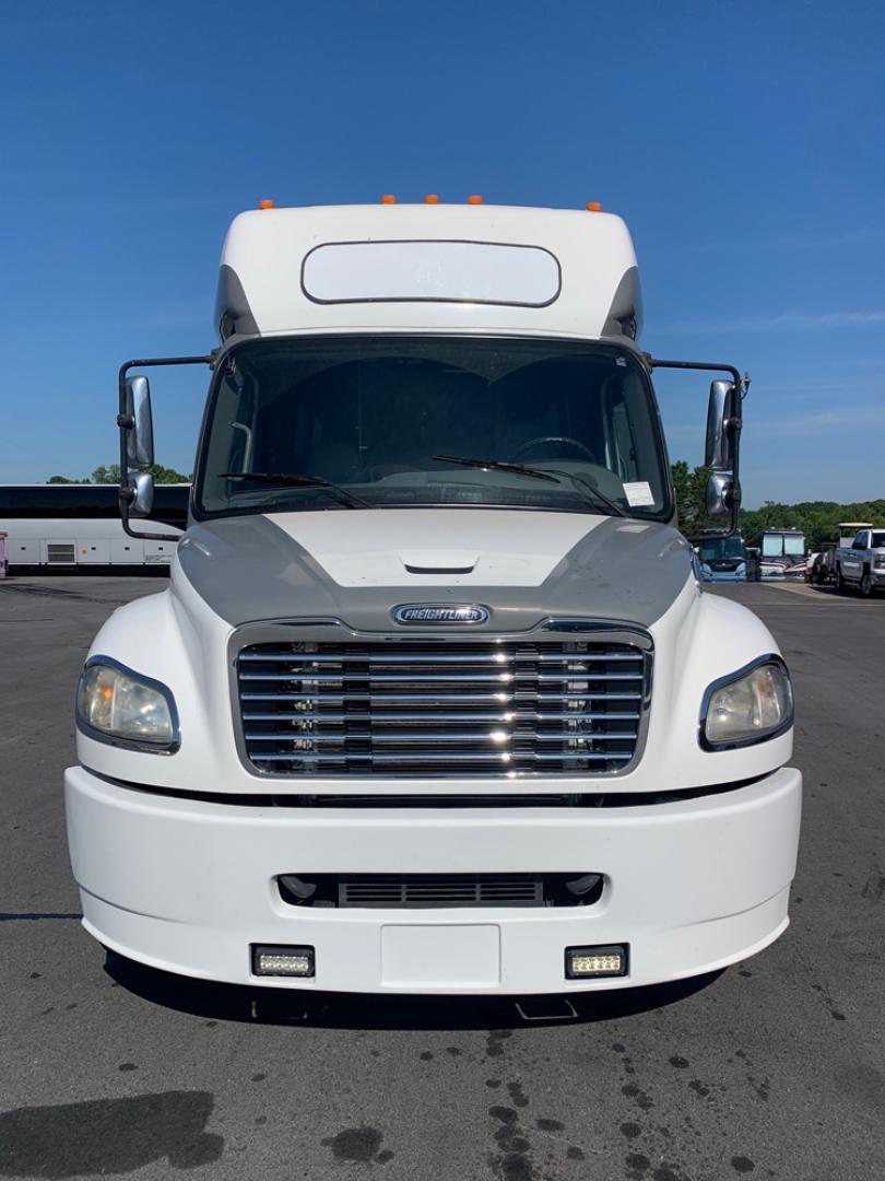 2012 White /Blue Freightliner M2 with an Diesel engine, Automatic transmission, 0.000000, 0.000000 - 2012 Freightliner M2 - 6.7L Cummins Diesel Engine - Automatic Trans - Electric Entrance Door - 34 Passengers & Driver - Mid Back Reclining Seats - Seat Belts- Aisle Sliders- Rear Dedicated Luggage - Aluminum Wheels - Front and Rear A/- Photo#8
