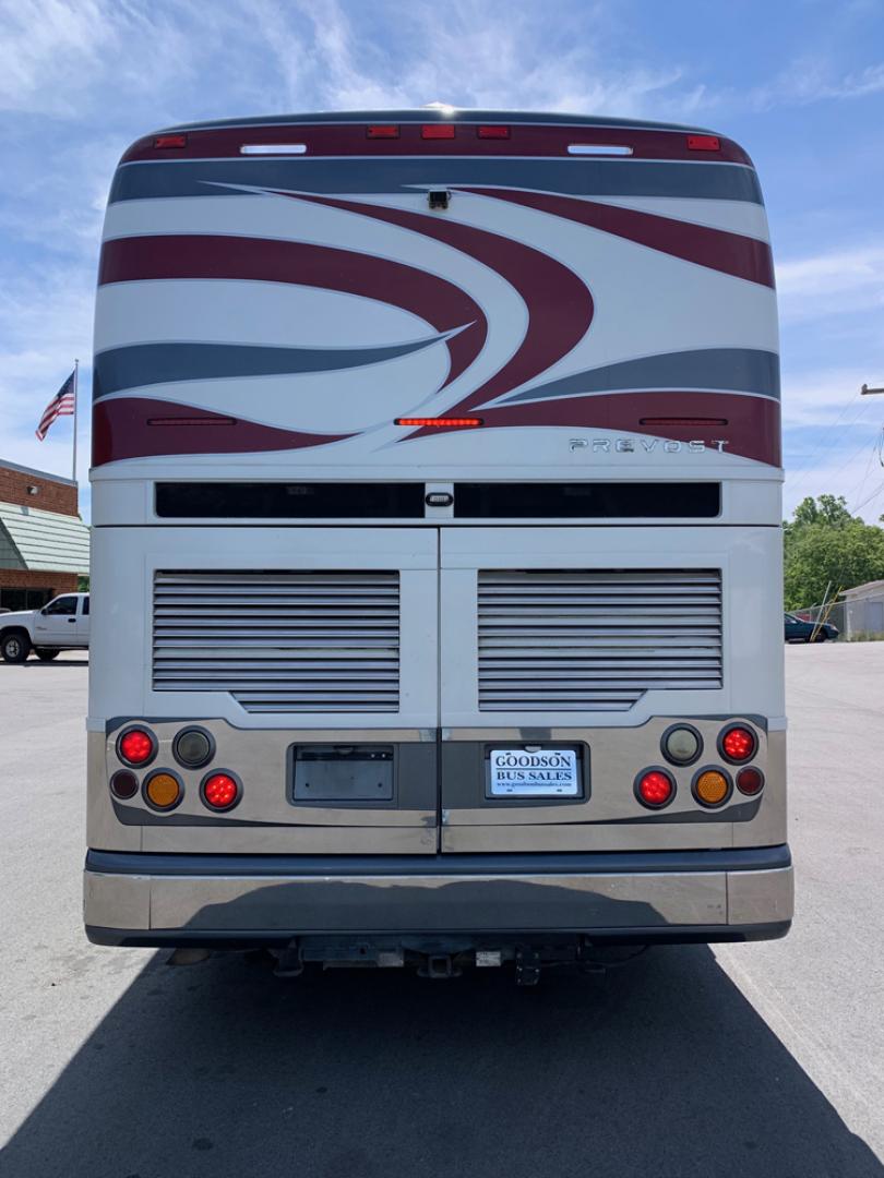2008 Multi /Black Prevost XLII with an Series 60 Detroit Diesel engine, Allison transmission, 0.000000, 0.000000- Photo#3