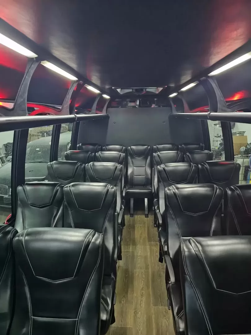 2017 Black /Black Ford E450 with an V10 engine, Automatic transmission, 0.000000, 0.000000 - 2017 FORD E450 FEDERAL COACH (EXECUTIVE STYLE) 6.8L V10 GAS ENGINE MILES -24 PASSENGERS WOOD LOOK FLOORING REAR HEAT AND A/C CEILING WITH WHITE LIGHTS WHITE ACCENT LIGHTING HIGH BACK RECLINERS RETRACTABLE SEAT BELTS AISLE ARMRESTS REAR LUGGAGE WALL AND DOOR REAR BUMPER STEP CLEARVIEW ESCAPE HATCH RE- Photo#1