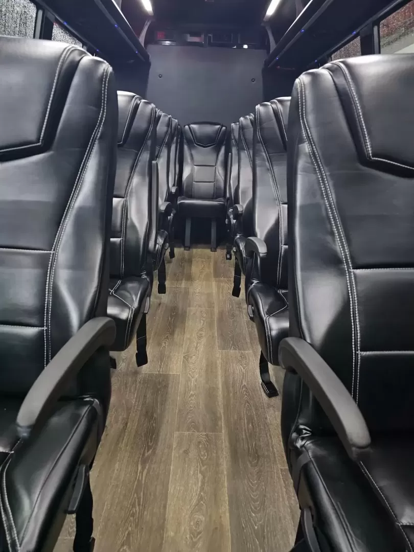 2017 Black /Black Ford E450 with an V10 engine, Automatic transmission, 0.000000, 0.000000 - 2017 FORD E450 FEDERAL COACH (EXECUTIVE STYLE) 6.8L V10 GAS ENGINE MILES -24 PASSENGERS WOOD LOOK FLOORING REAR HEAT AND A/C CEILING WITH WHITE LIGHTS WHITE ACCENT LIGHTING HIGH BACK RECLINERS RETRACTABLE SEAT BELTS AISLE ARMRESTS REAR LUGGAGE WALL AND DOOR REAR BUMPER STEP CLEARVIEW ESCAPE HATCH RE- Photo#4