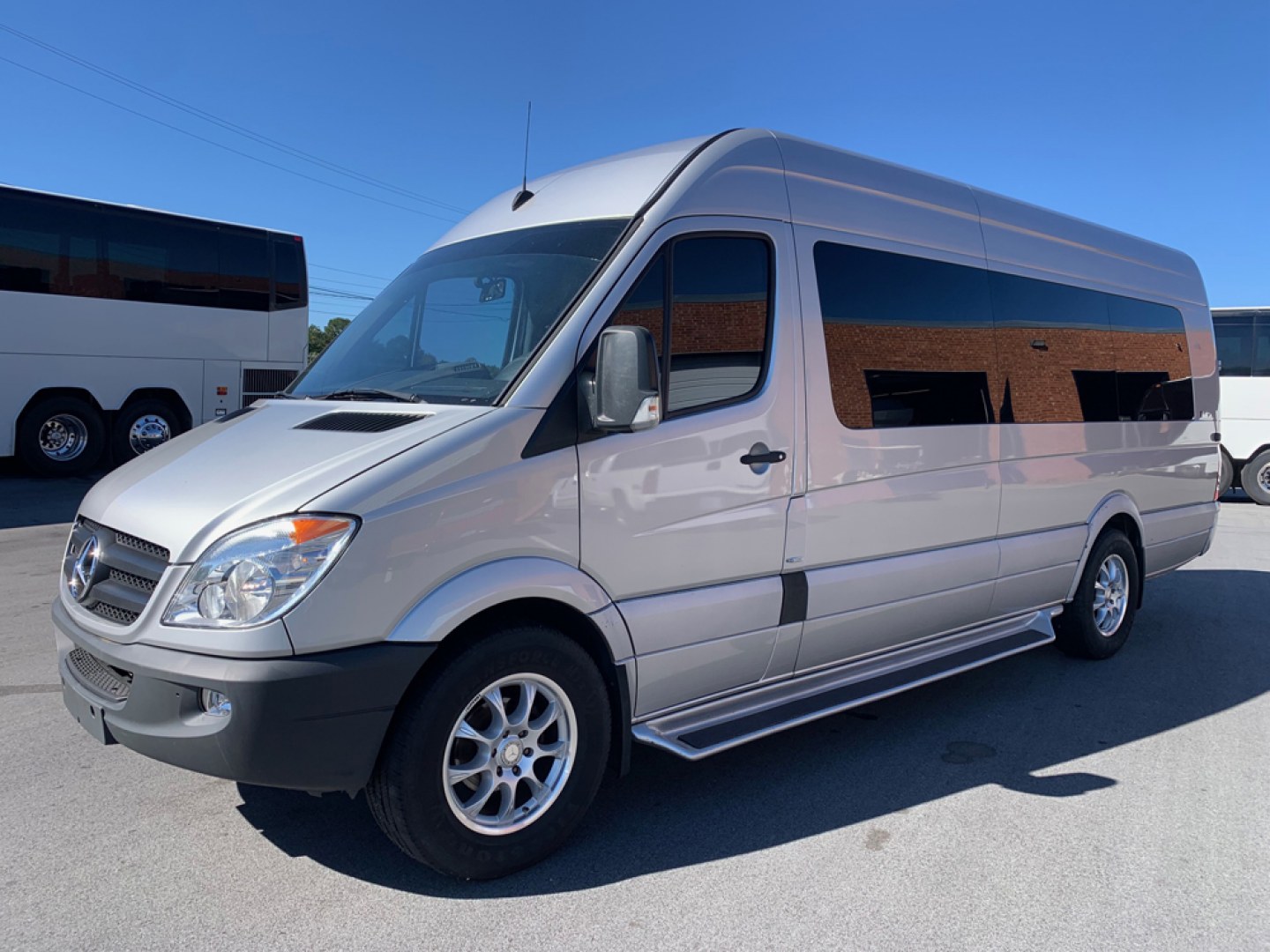 2012 Silver /Black Mercedes-Benz Sprinter 3500 with an Diesel engine, Auto transmission, 0.000000, 0.000000 - 2012 Mercedes 2500 - 3.0L Diesel Engine - Automatic Trans - 7 Passengers & Driver - Sliding Entrance Door - Entertainment Package - 4 High Back Captain Chairs - Rear Sofa - Rear Dedicated Storage - Front and Rear A/C - Alloy Wheels - Midwest Conversions -- Photo#7