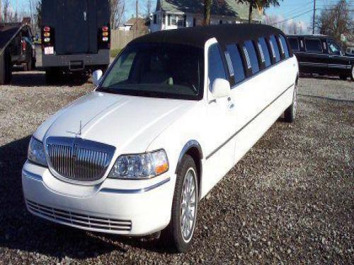 2006 Lincoln Town Car 