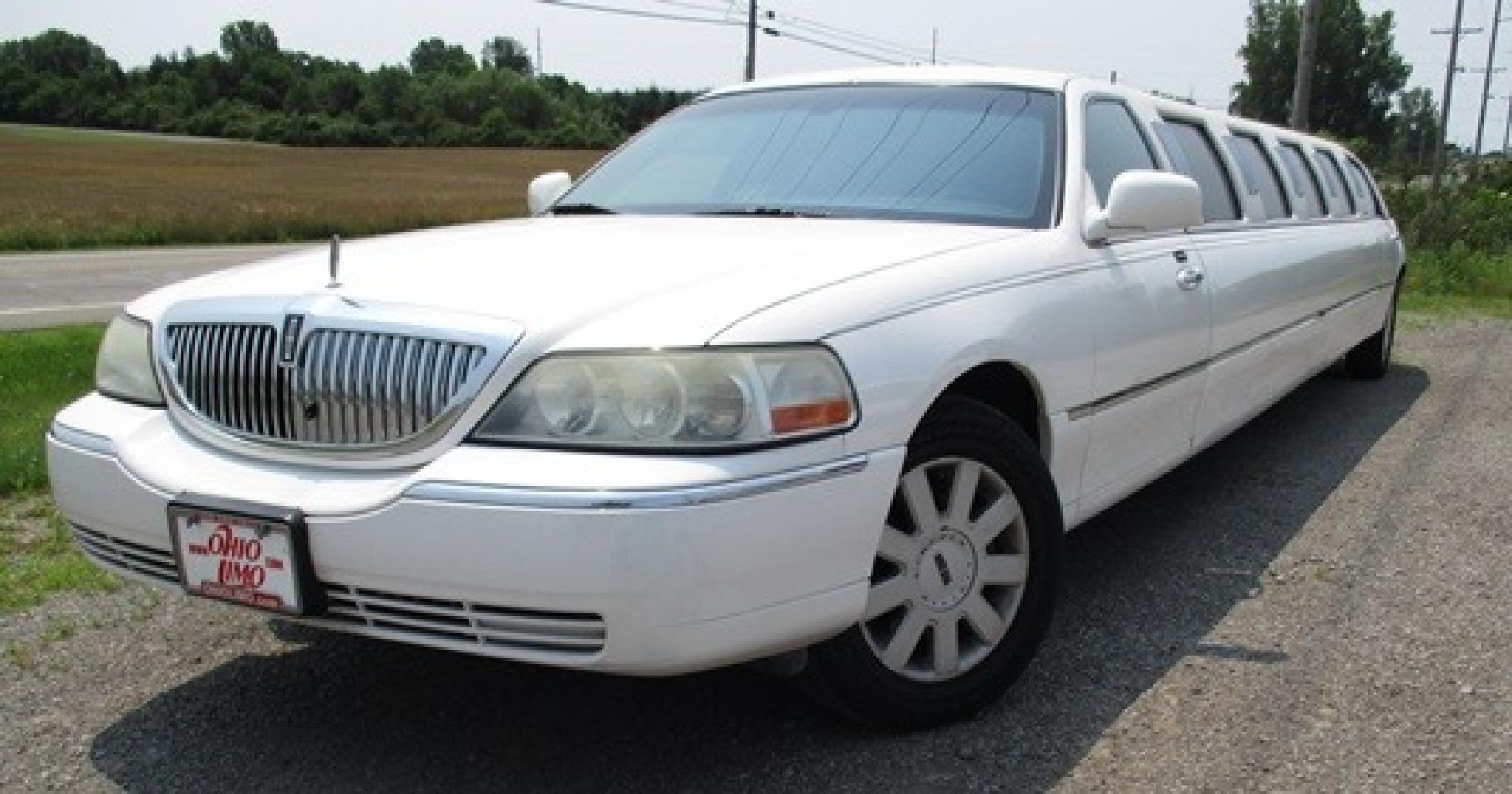 2004 White Lincoln Town Car (1LNHM83W44Y) with an 4.6-Liter 8 Cylinder Engine engine, located at 1725 US-68 N, Bellefontaine, OH, 43311, (937) 592-5466, 40.387783, -83.752388 - 2004 LINCOLN 180” SUPER STRETCH-ULTRA, White-Black Lth. J-Seat Int., Mirrored ceiling, AM-FM-CD-DVD-TV’s, bar w-champ-ice buckets & glassware, needs some exterior cosmetic workMAKE OFFER - Photo #0